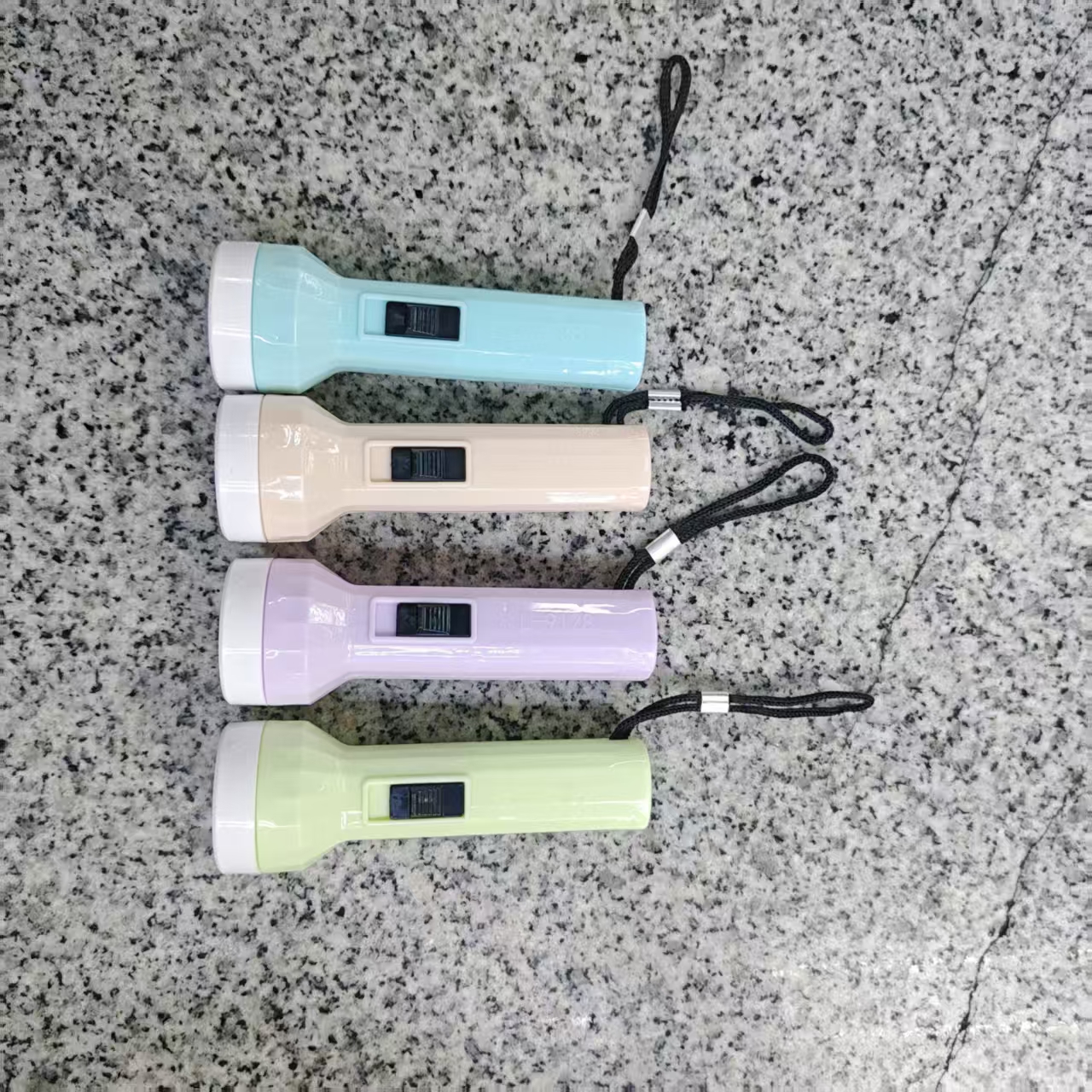 八色L-9128迷你手电筒 清新配色 便携实用 点亮生活小确幸 厂家批发