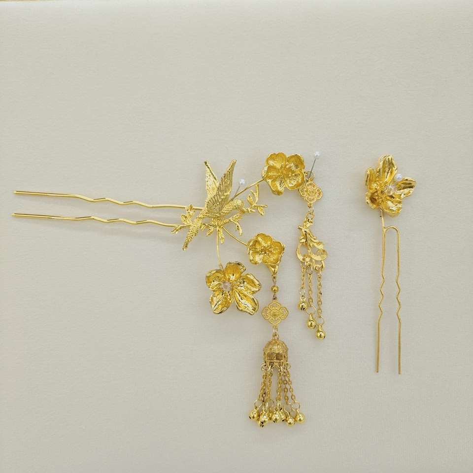 【 Gilded Ancient-style Hair Accessory Set 】 Flower-and-bird tassels, luxurious and suitable for Tang and Ming style Hanfu, stunning for weddings and festivals. Ancient-style hair accessory five-piece set Application Scenario