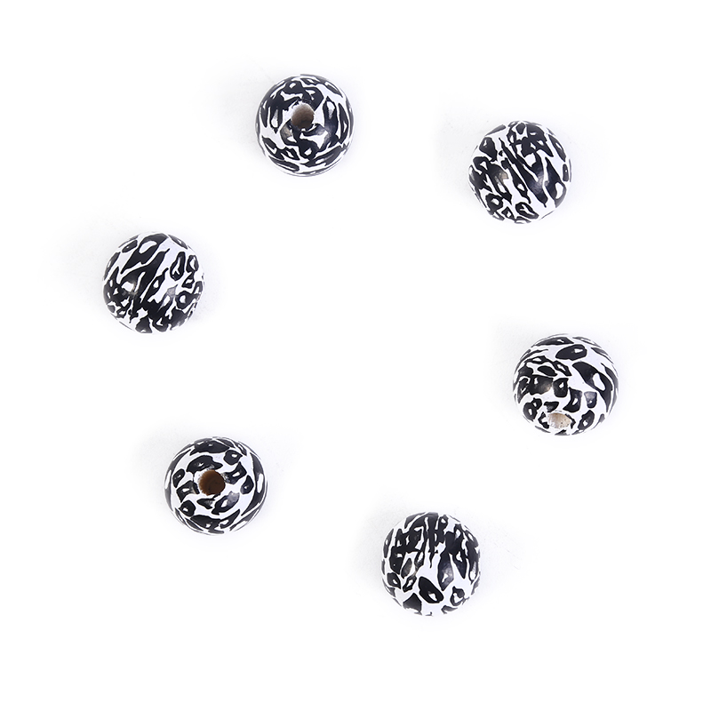 Printed with 16mm round beads on a white background featuring leopard and cow patterns, customizable in any style Application Scenario