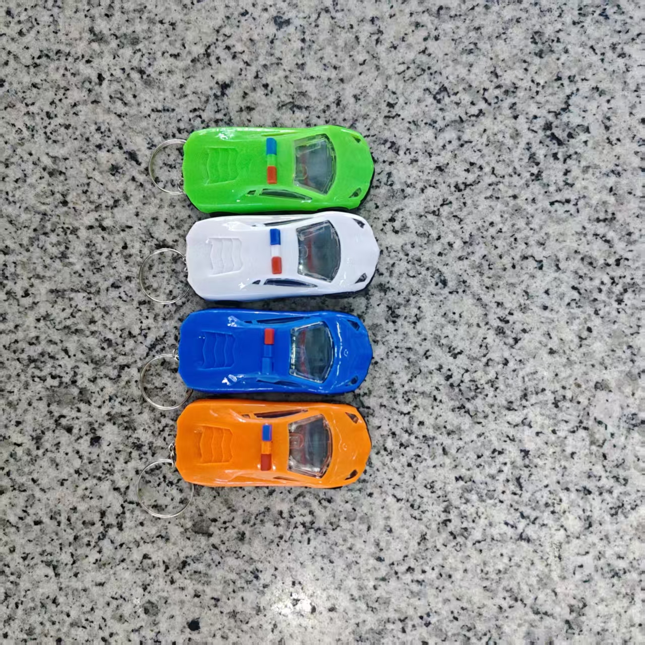 发光玩具 四色JS-780闪光小车钥匙扣灯 萌趣十足 点亮日常 厂家批发