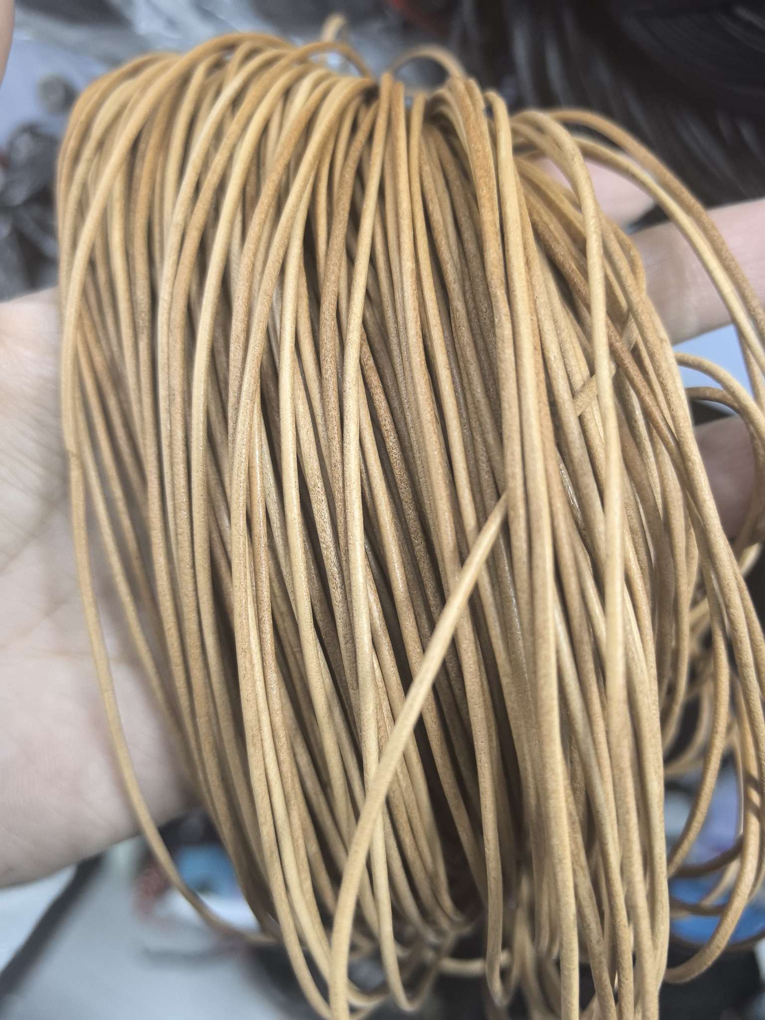 手工串珠线饰品配件银线材料绳线手绳股线伸缩拉绳项圈DIY手工制作配件50米串珠线银线材料手绳股线伸缩拉绳项圈细节图