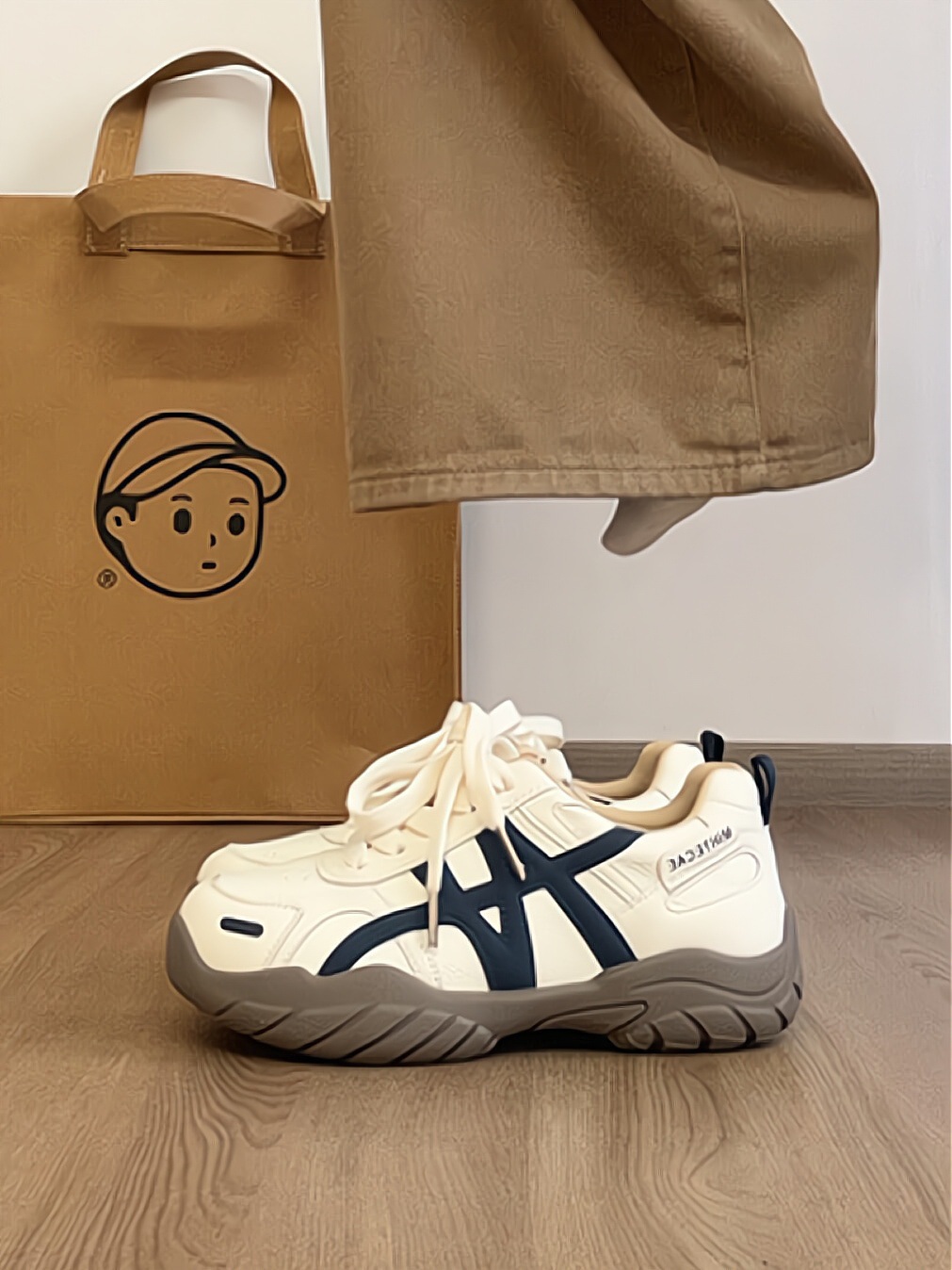 cowhide version ~ thick bottom color matching forrest gump training shoes for women 2025 autumn new breathable sports casual borad shoes undefined