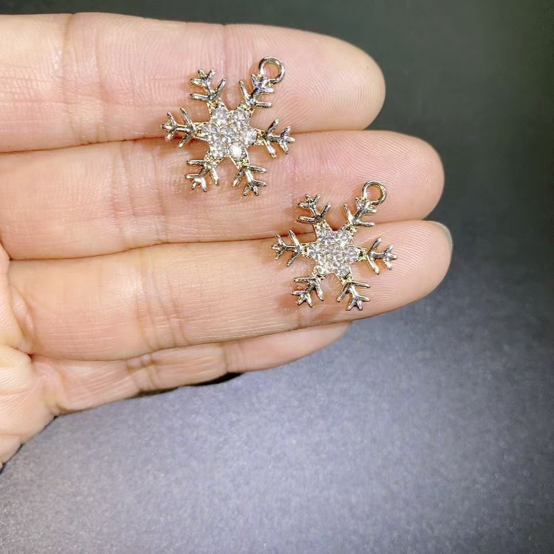 DIY snowflake alloy jewelry accessories, bell decoration materials, jewelry accessories, handcrafted supplies, multiple options to choose from for diy Application Scenario