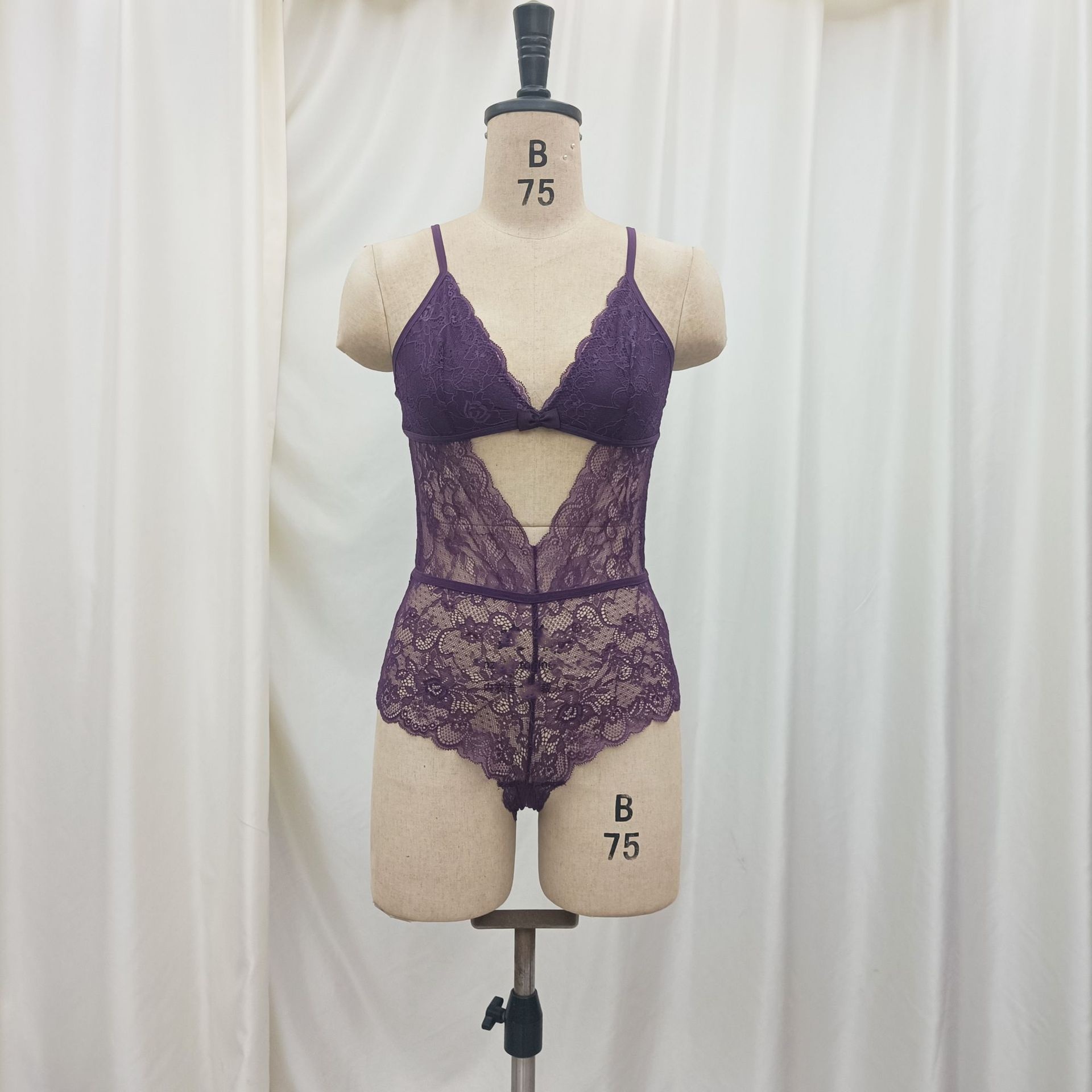 Sexy halter jumpsuit, semi-transparent lace button-down backless lace underwear, lace slimming summer halter inner dress Item Picture