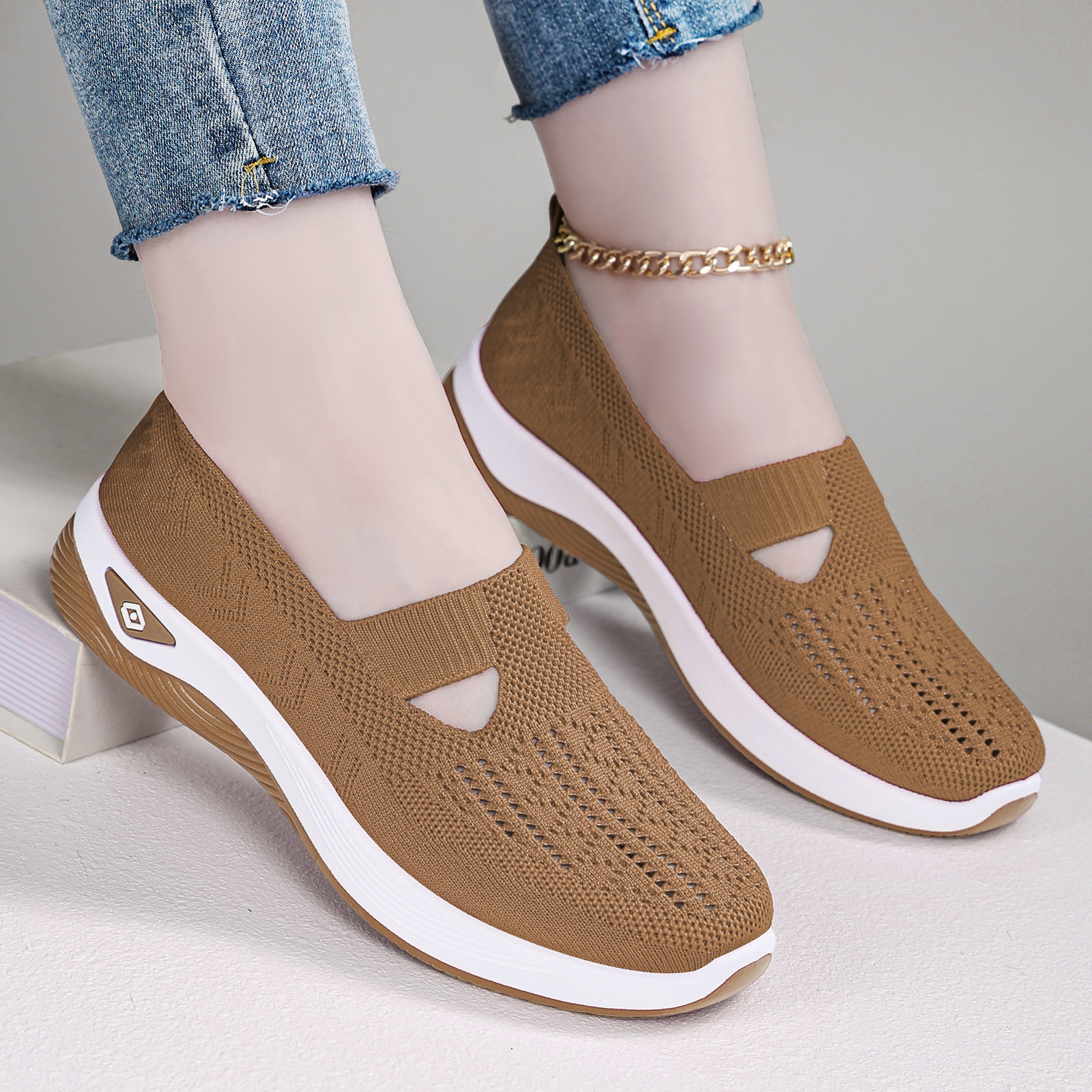 shoes women's shoes new casual shoes women's fashion shoes breathable old beijing cloth shoes cross-border manufacturers send mom shoes undefined