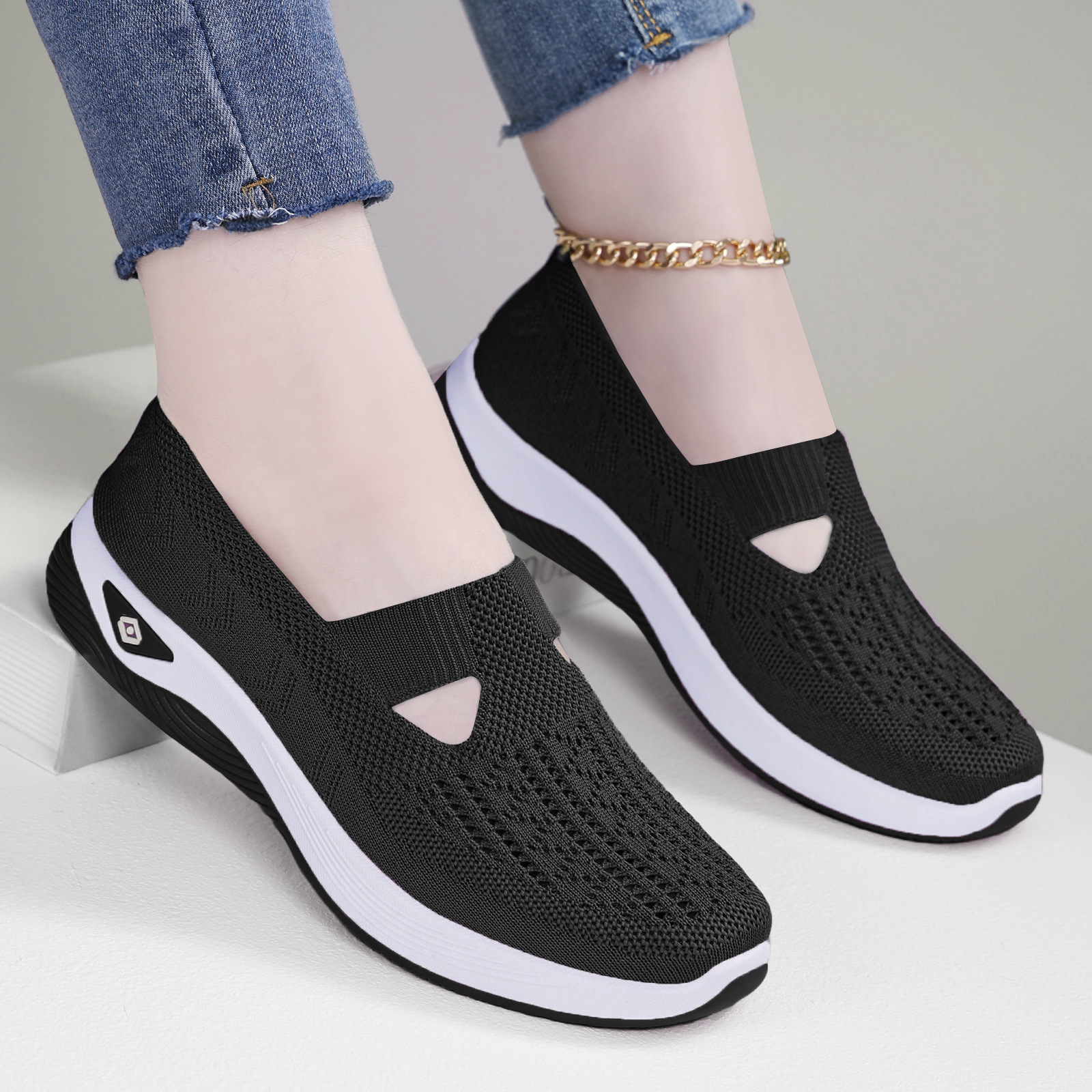 shoes women's shoes new casual shoes women's fashion shoes breathable old beijing cloth shoes cross-border manufacturers send mom shoes undefined
