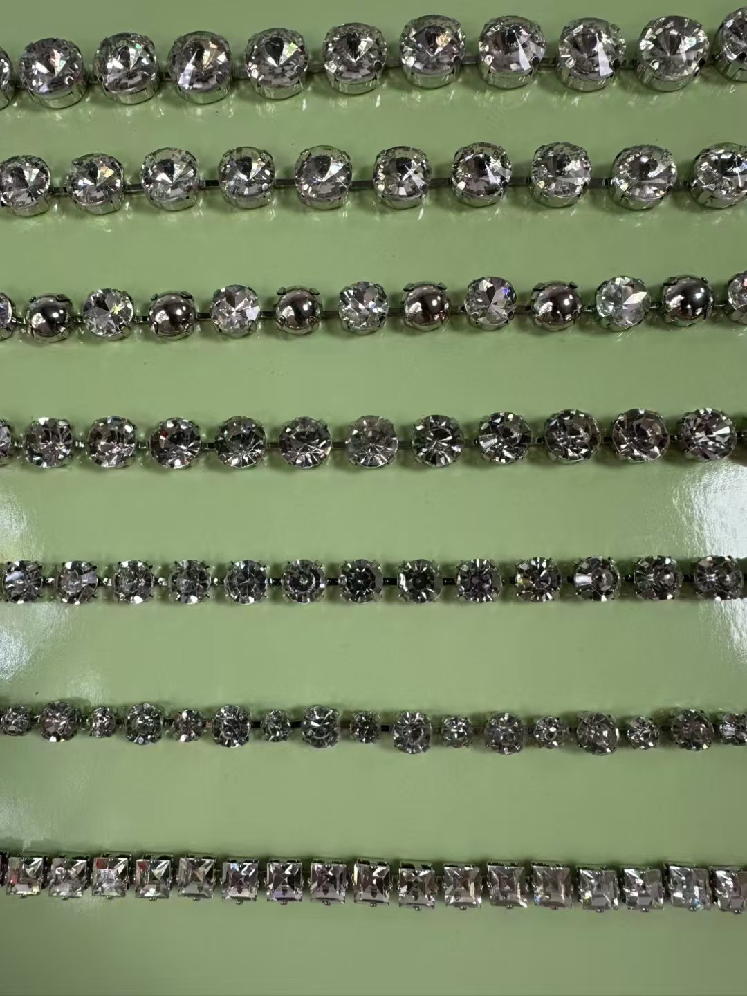 饰品挂件亚克力纽扣特色饰品配件产品可定制