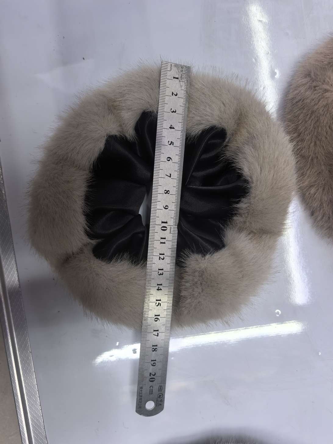 Handmade fabric camellia hairpin accessories, accessories, hair ornaments, headwear, hairpin decorations, fabric shaped flower pieces, CCB style fabric shaped flower pieces detail image 3