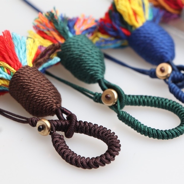 钥匙扣手工搓棉线流苏炸穗子纺织辅料超纤皮革流苏穗中国结小流苏绳艺装饰材料