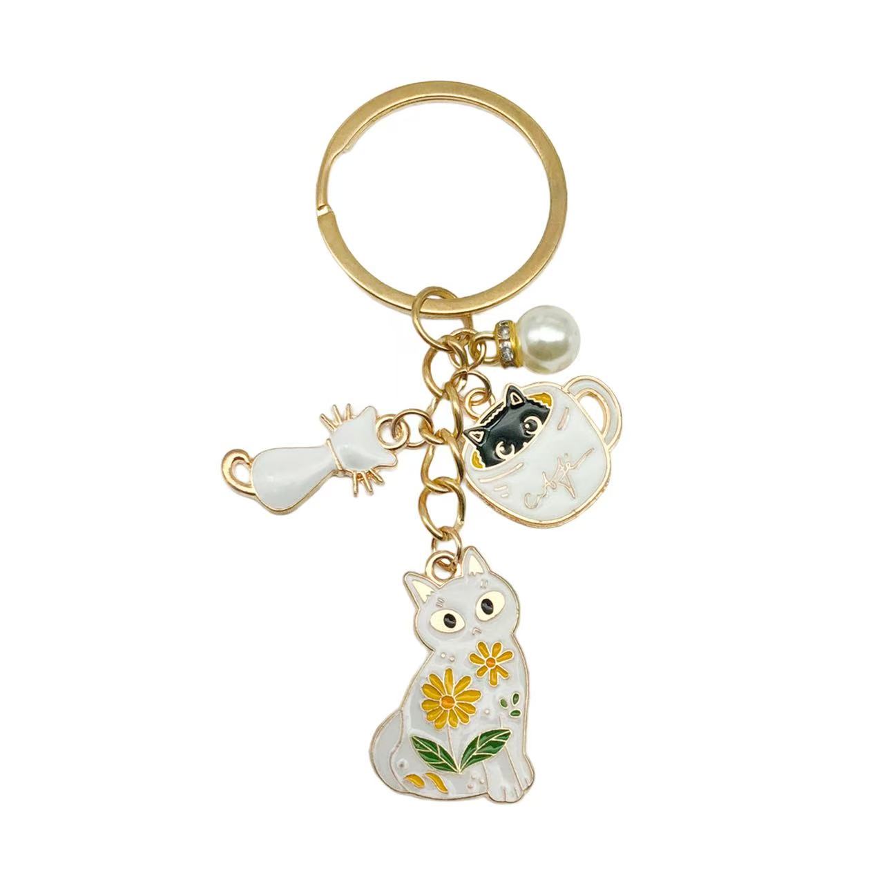 Creative diy accessories for cats and dogs, custom logo diamond keychain pendants, flat keychain jewelry pendants, fashionable, creative and versatile gifts detail image 6