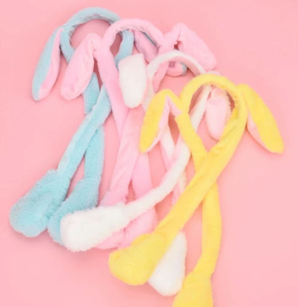 Xinqiqu's popular Douyin version 1168 purple ear-moving glowing airbag plush doll chair with slow rebound, Dr. Bear doll, 20 cm Application Scenario