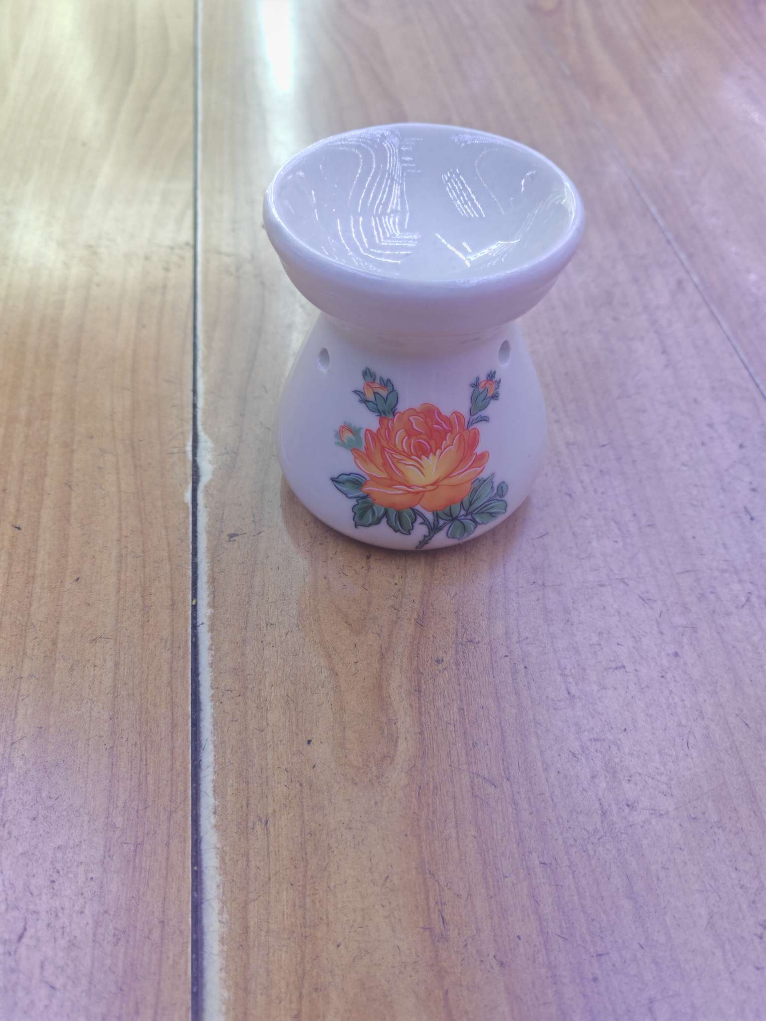 贴花陶瓷香薰炉