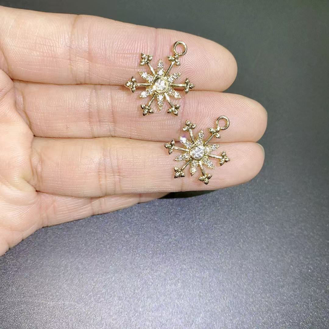 DIY snowflake alloy jewelry accessories, bell decoration materials, jewelry accessories, handcrafted supplies, multiple options to choose from for diy Item Picture