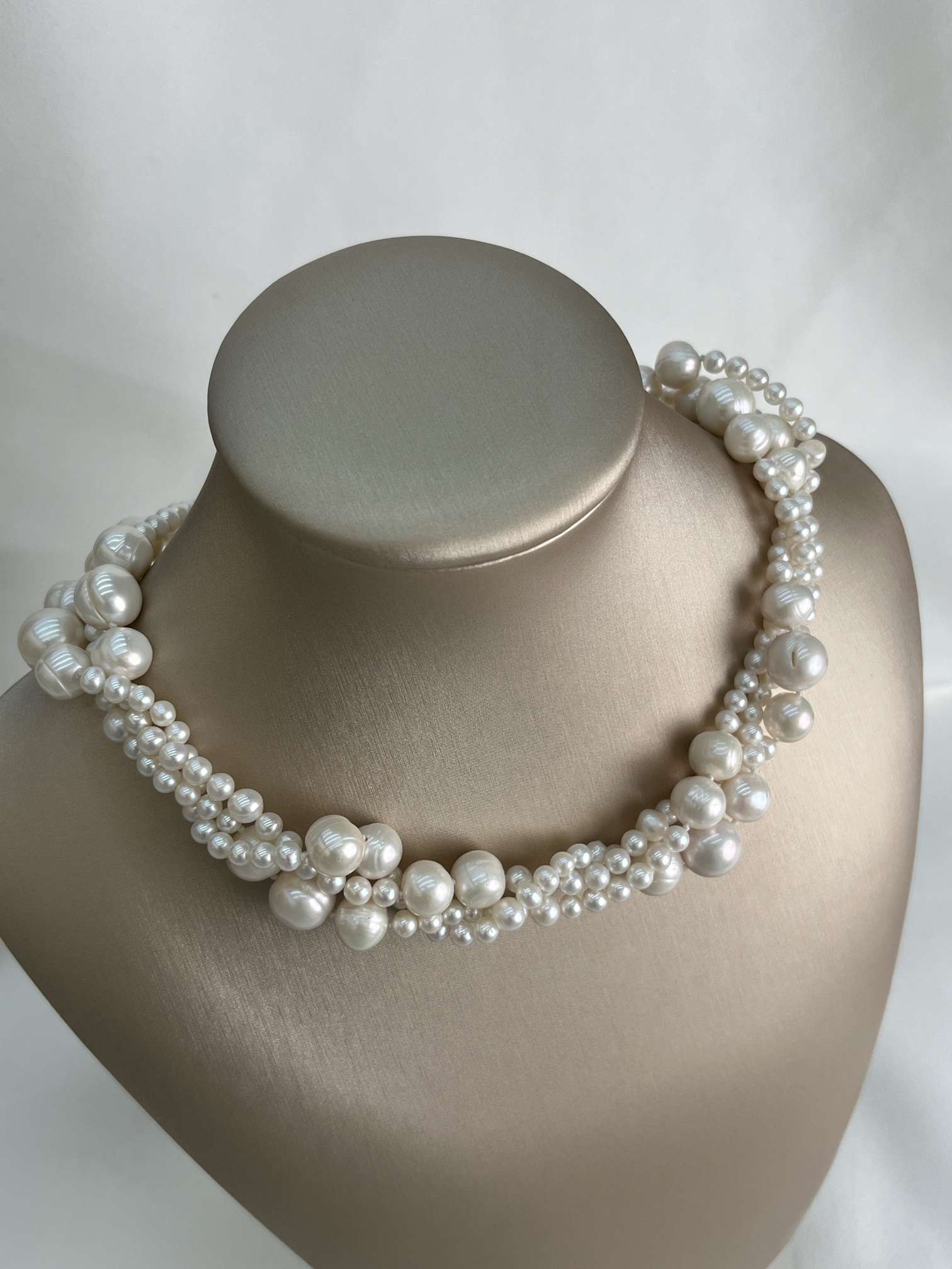 120cm multi-layer natural pearl sweater chain with fashionable design, multiple ways to wear details Picture