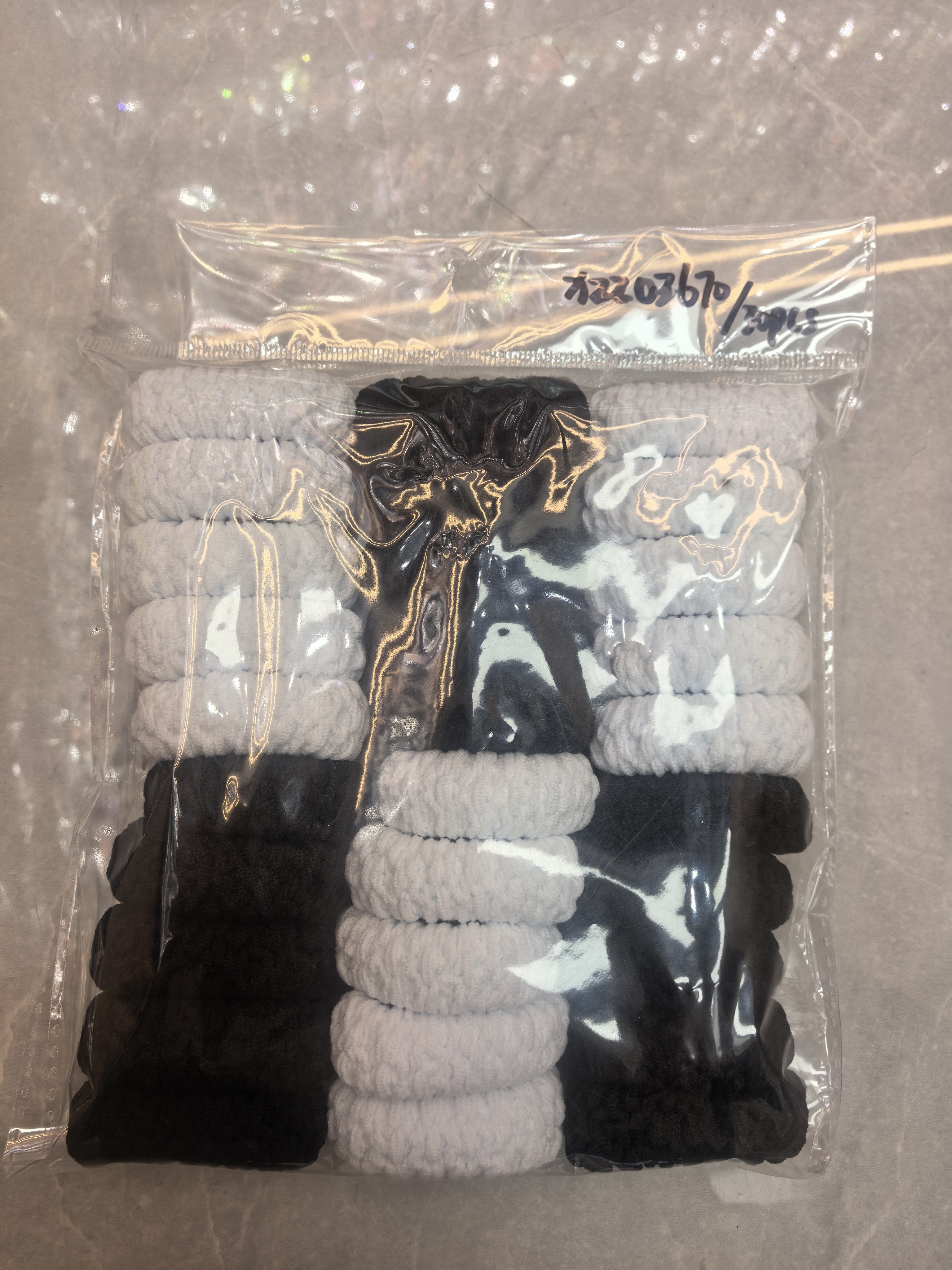 头绳发带皮筋流行头饰无痕不勒头发儿童成人皮筋详情图5