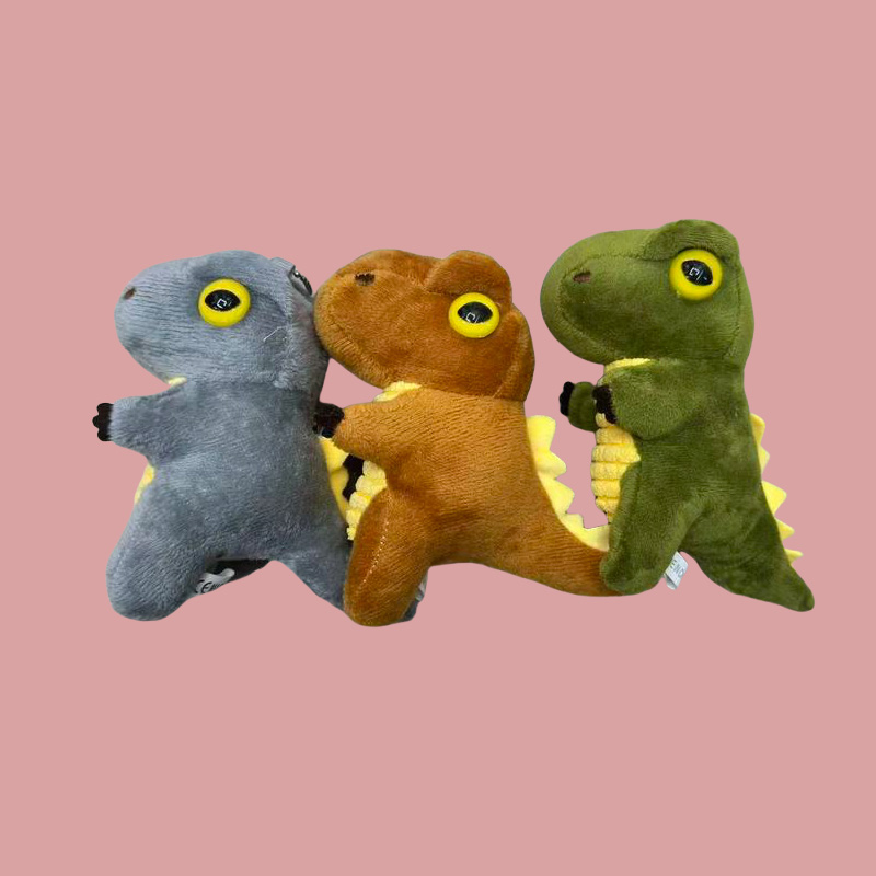 Tres colores dinosaurio bebé mascota animal de peluche muñeca de recuerdo colgante de alrededor de la caricatura colgante de peluche llavero muppet colgante adorable decoración clip de regalo máquina de muñeca fábrica venta directa