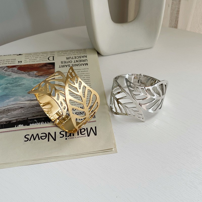 沙金/手镯/亚克力手镯/沙金铜/不锈钢手镯产品图