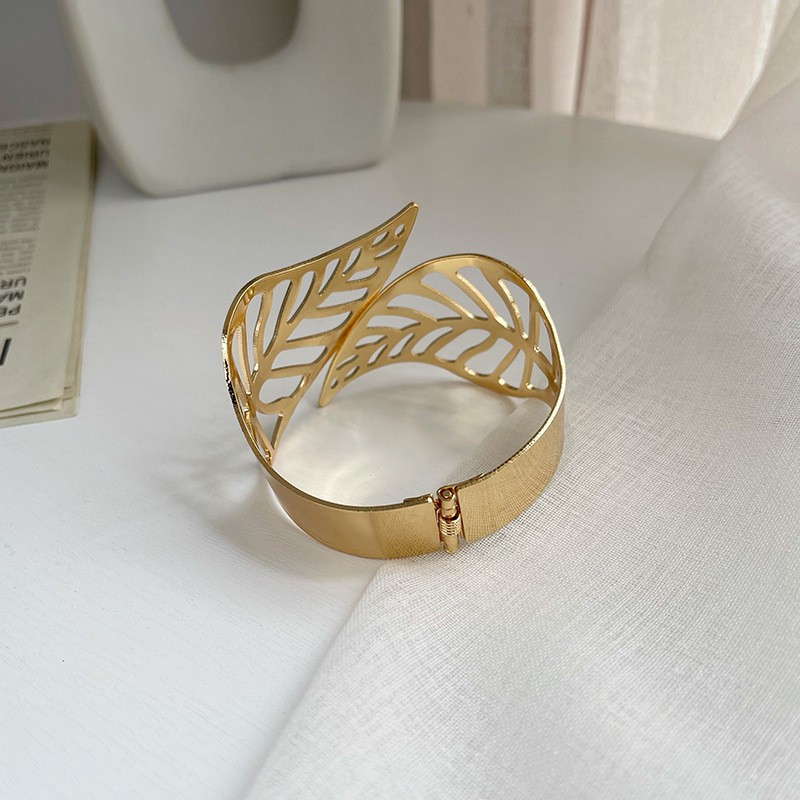 沙金/手镯/亚克力手镯/沙金铜/不锈钢手镯白底实物图