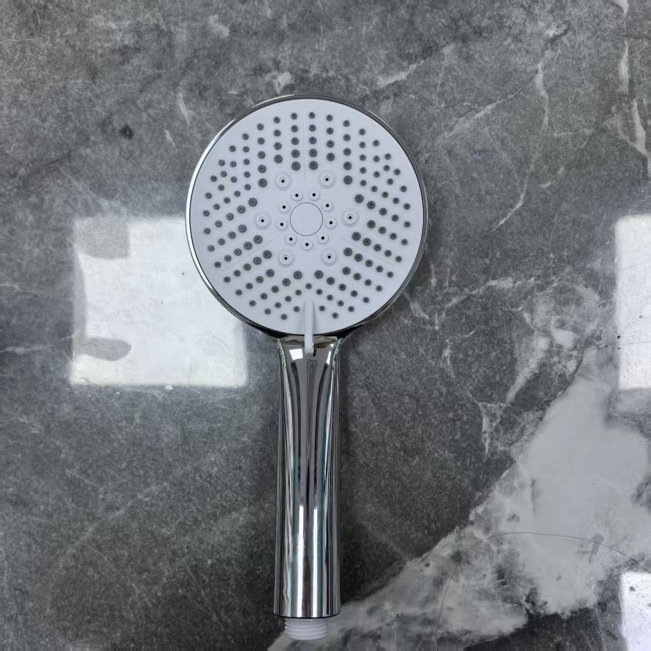 RR-HS128 white electroplated showerhead full figure