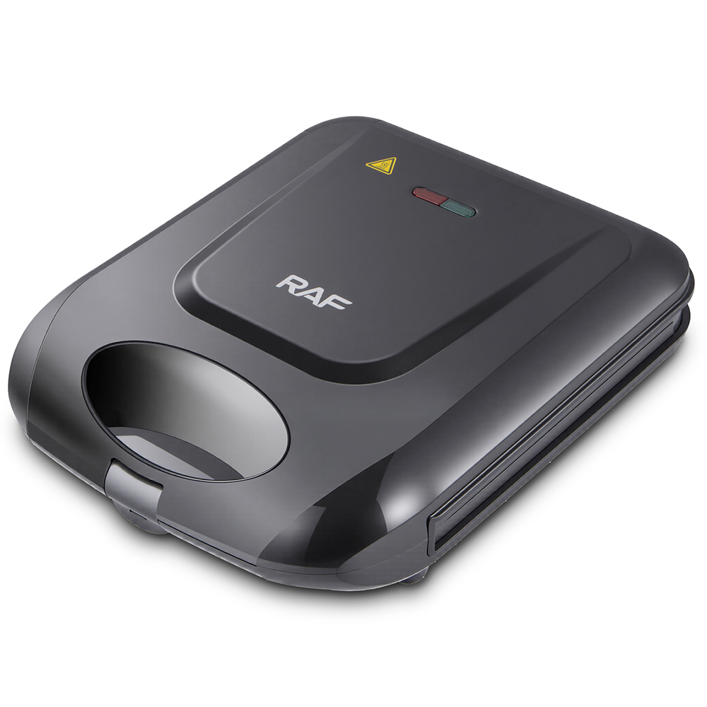 RAF European and American standard household heating sandwich maker, steak maker, breakfast maker and multi-functional waffle maker R2290H Application Scenario