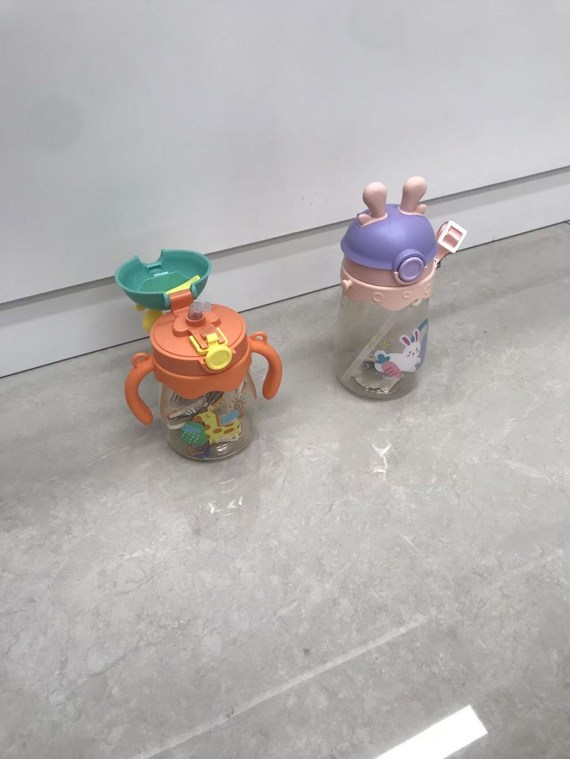 萌趣立体角儿童吸管杯 带手柄防漏学饮杯 宝宝卡通便携喝水杯详情5