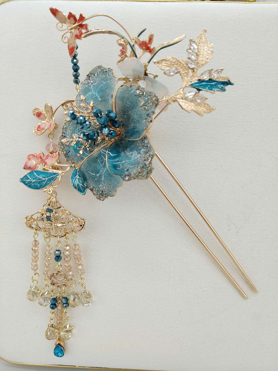 朱红鎏金映芳华，艳而不俗的国风配饰，汉服穿搭瞬间提亮︱绿色系列国风饰品套装七件套