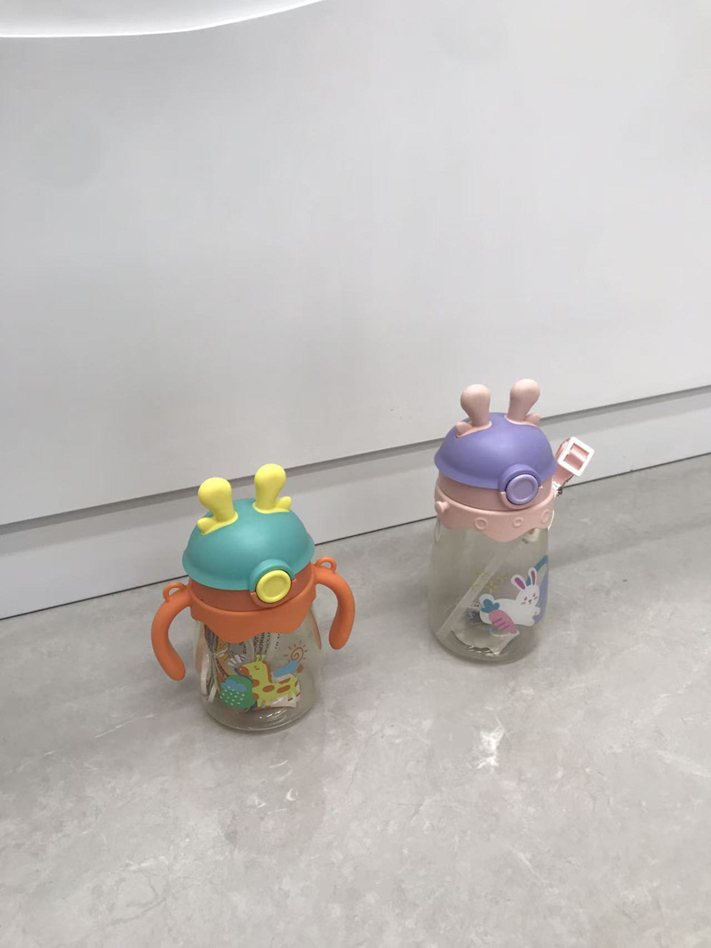 萌趣立体角儿童吸管杯 带手柄防漏学饮杯 宝宝卡通便携喝水杯详情6
