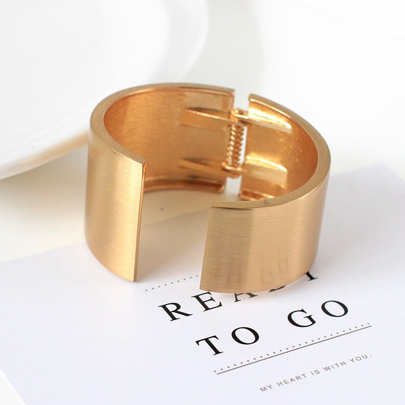 沙金/手镯/亚克力手镯/沙金铜/不锈钢手镯白底实物图