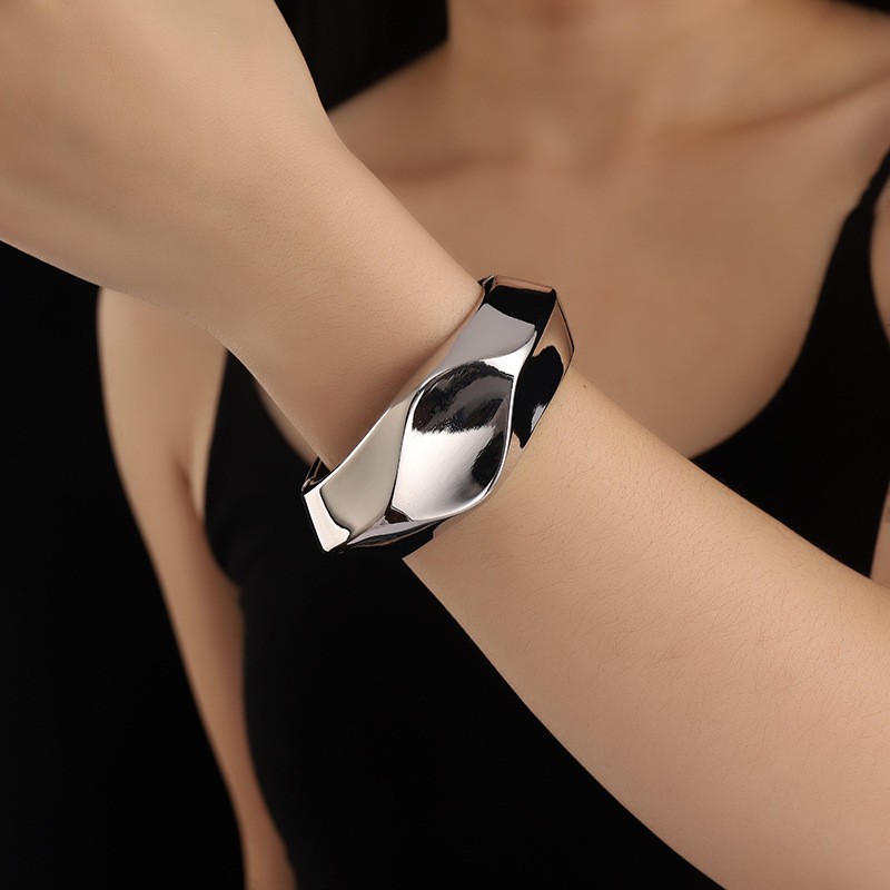 沙金/手镯/亚克力手镯/沙金铜/不锈钢手镯产品图