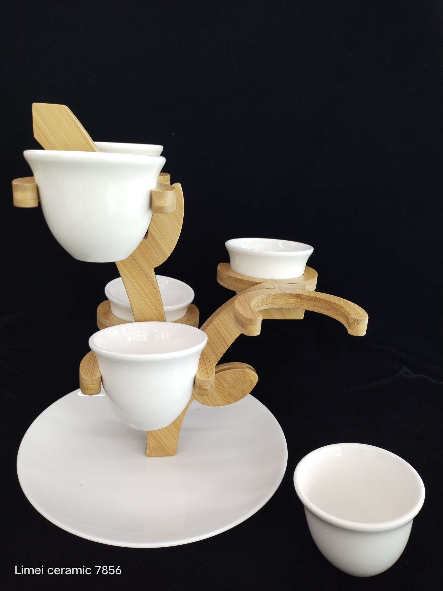 竹托陶瓷碟配六玻璃陶瓷烧色月光杯日用摆件月亮星星镂空锤纹光面玻璃红茶杯耐高温家庭聚餐家居摆件装饰实用LM12314578