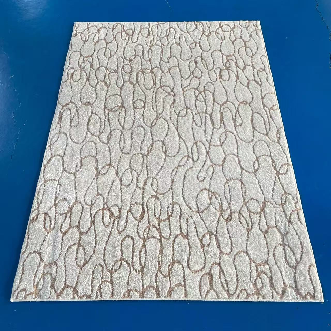 地毯/红地毯加厚/卧室地毯/地毯地垫/厕所厨房地毯白底实物图