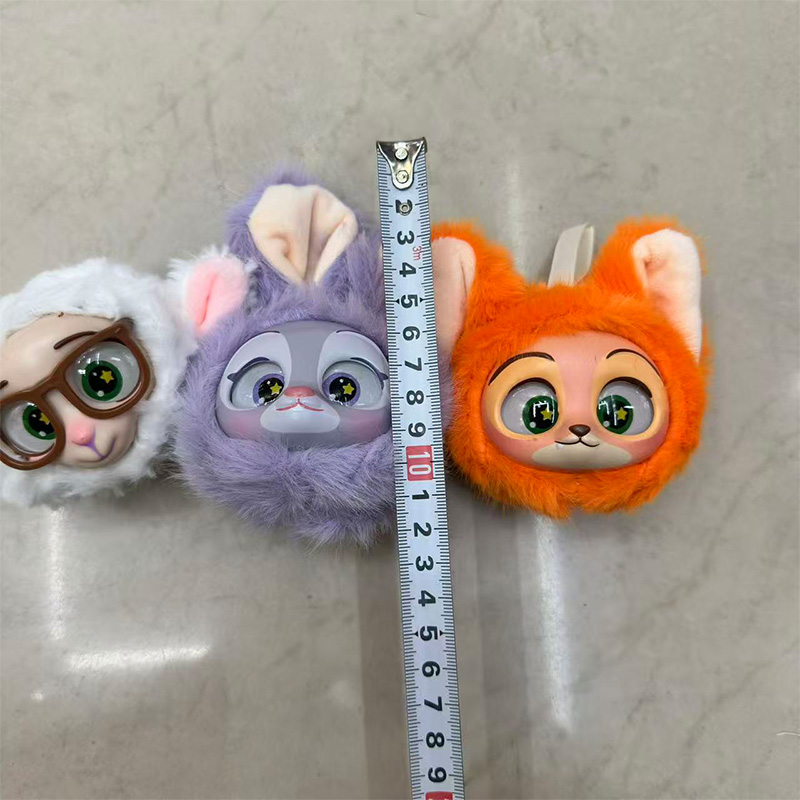 Rubber fox head, Zootopia mascot, animal plush toys, souvenirs, dolls, cartoon accessories, pendants, plush figurines, keychains, cloth dolls, cute decorations, gifts, claw machine factory direct sales Specification image