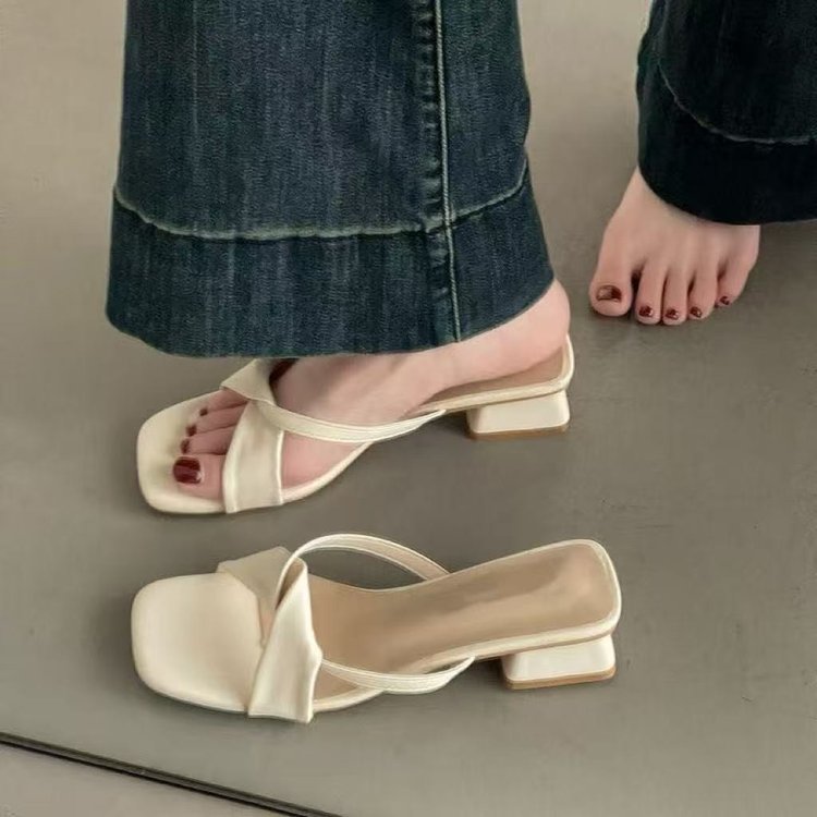 women's high heels french minority square toe chunky heel ankle-strap sandals outdoor all-matching slippers 2025 summer new Item Picture