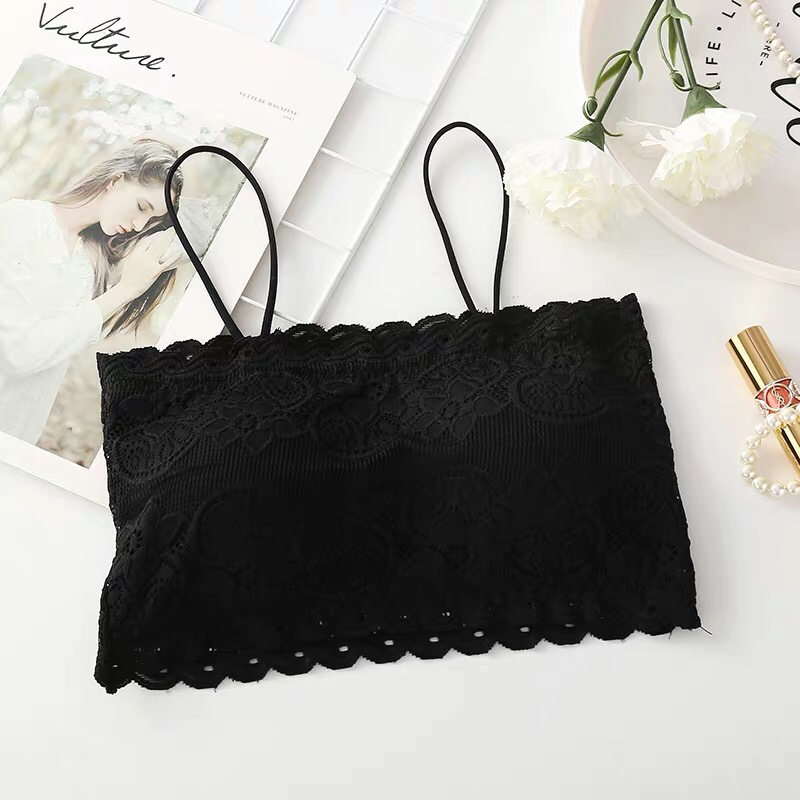 The lady wore a lace dress around her chest in a straight line Item Picture