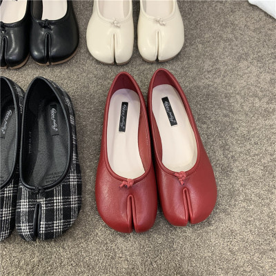 gommino women's shoes 2025 new summer split toe tabi shoes toe lazy horseshoe flat pumps autumn shoes undefined