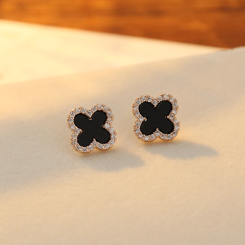 sterling silver needle four leaf clover ear stud light luxury high-grade temperament earrings popular internet influencer earrings 2023 new earrings details Picture