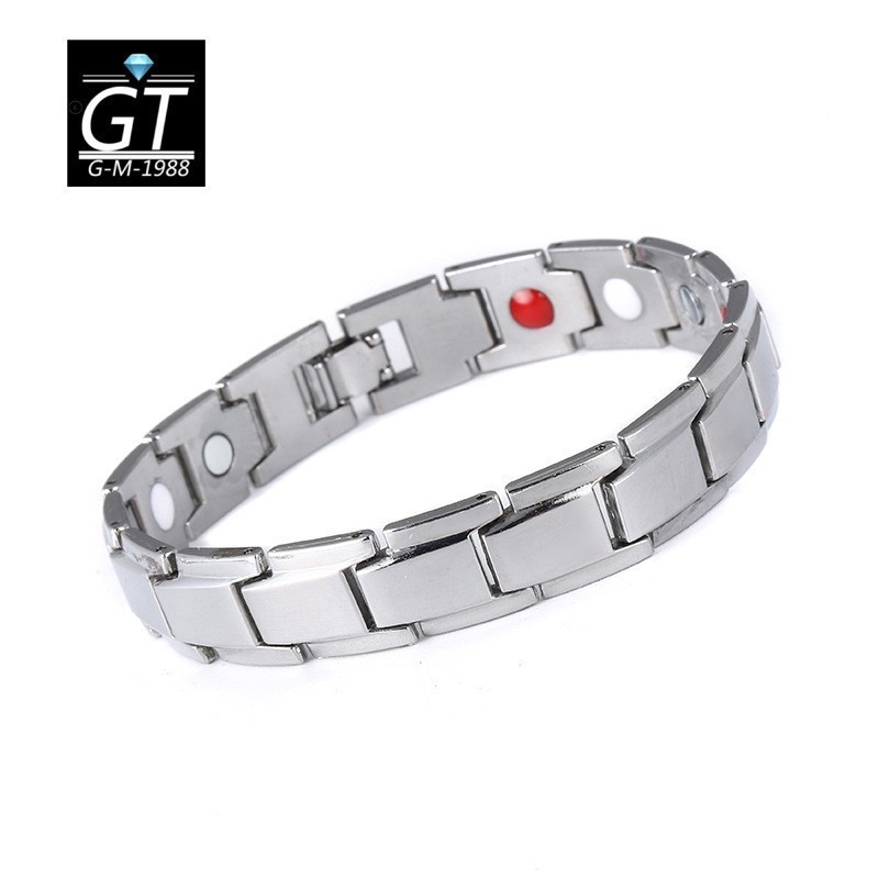 amazon cross-border hot detachable magnet bracelet men's european and american men's metal couple jewelry bracelet bracelet Application Scenario