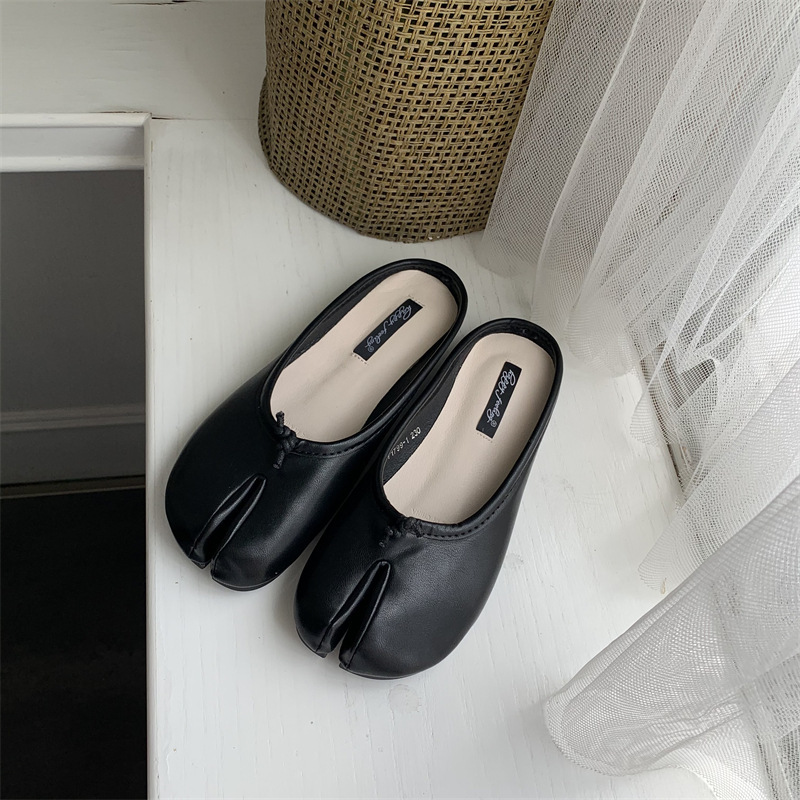 gommino women's shoes 2025 new summer split toe tabi shoes toe lazy horseshoe flat pumps autumn shoes undefined