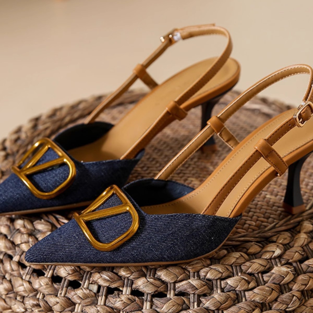 korean style high-grade elegant pointed-toe stiletto shoes spring and autumn new beautiful temperament wild denim high heel sandals full figure