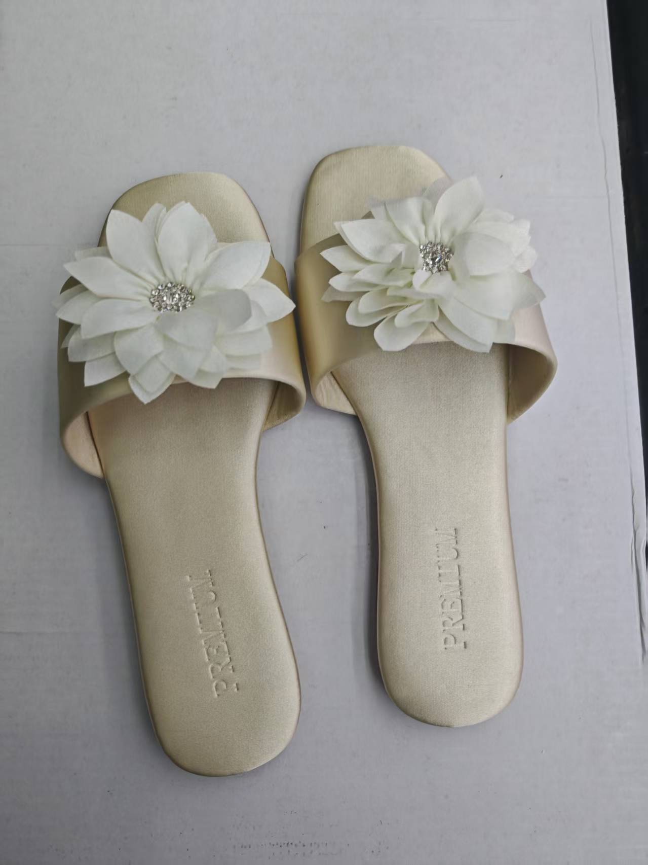 01外贸女拖女士（白色菊花）凉拖鞋批发