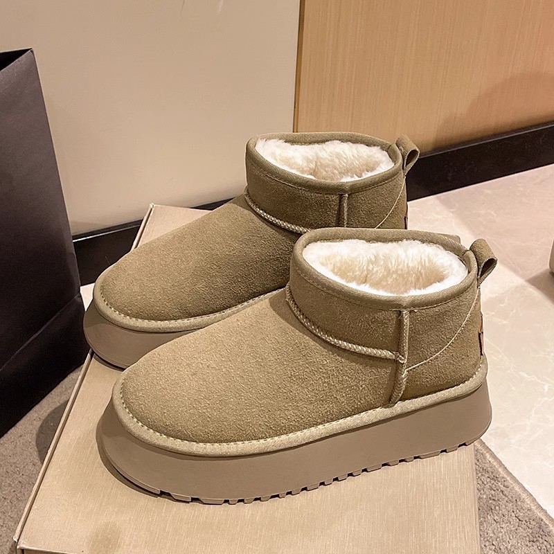 bread shoes snow boots for women 2025 new popular winter fleece-lined women's shoes thick bottom waterproof non-slip warm cotton shoes full figure