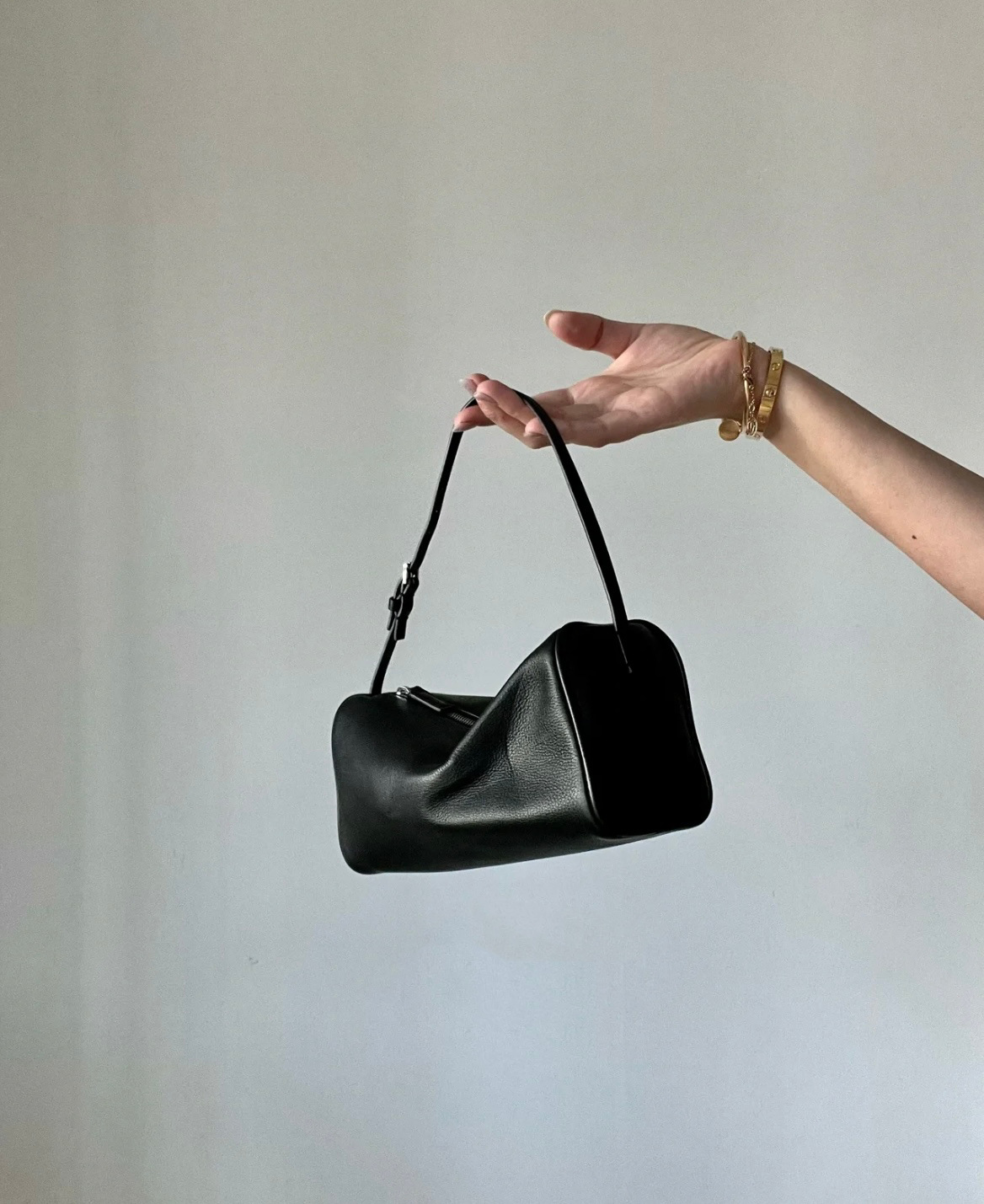 niche row pen holder bag suede leather underarm bag 90s bag mini square pouch leather handbag pencil box details Picture