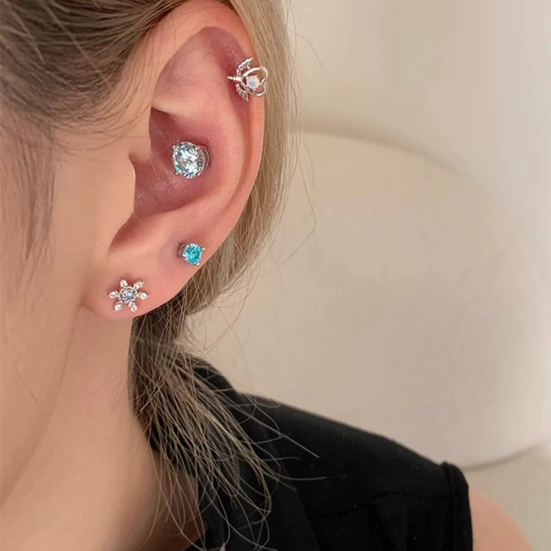 flash series huazi claw inlaid zircon ear bone stud collection medical titanium steel flat bottom threaded needle ear-caring earrings Specification drawing