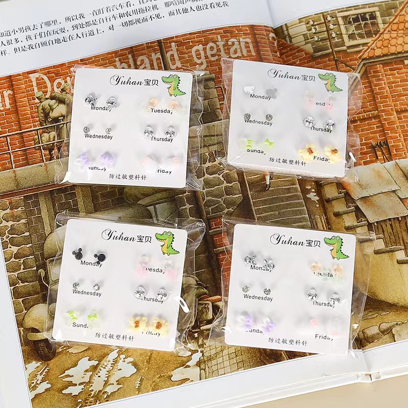 six pairs storage ear studs compact temperamental cute sweet earrings female student korean style stylish minimalism earrings earrings wholesale Application Scenario