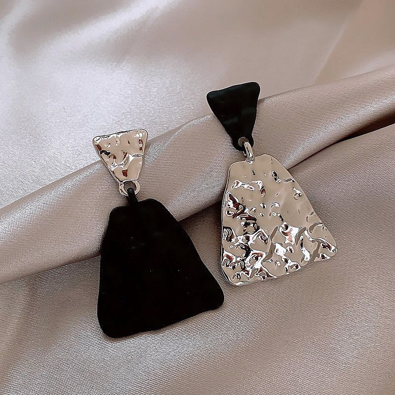 silver needle fashion high-grade diamond-embedded black earrings minority all-match temperamental earrings light luxury high quality earrings wholesale Specification drawing