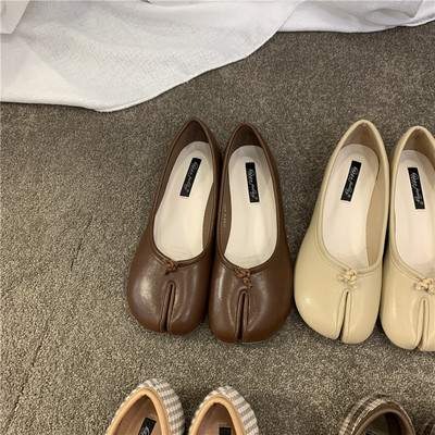 gommino women's shoes 2025 new summer split toe tabi shoes toe lazy horseshoe flat pumps autumn shoes undefined