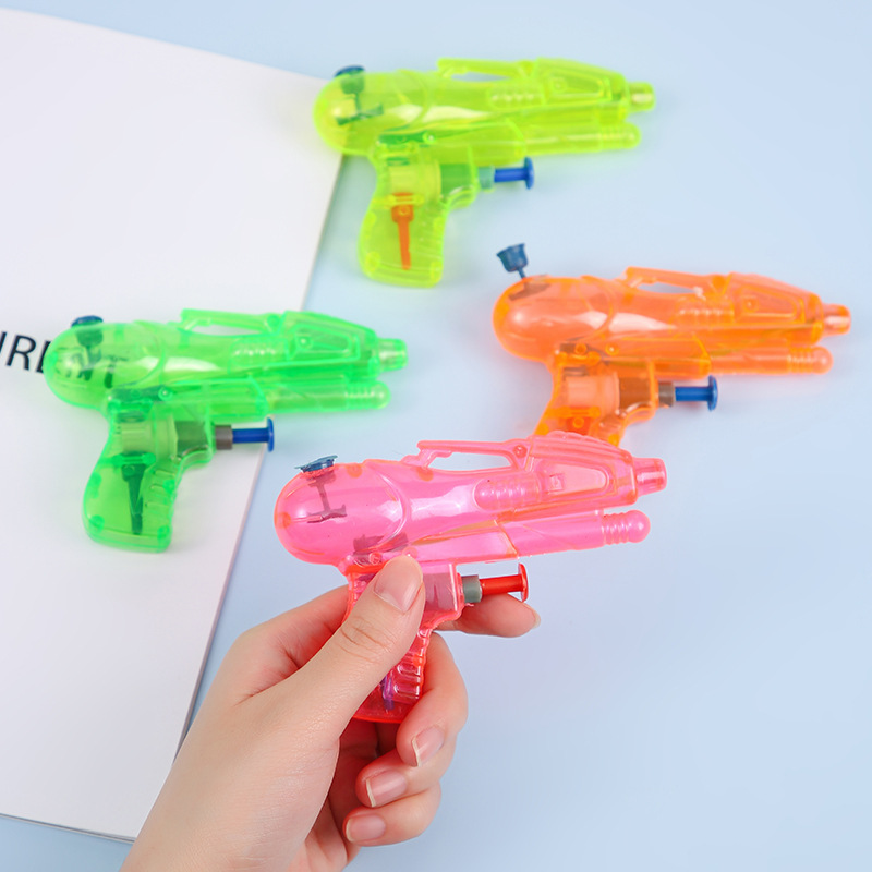 children's toy water gun plastic transparent oral irrigator mini water pistols summer beach children playing with water toys wholesale Application Scenario