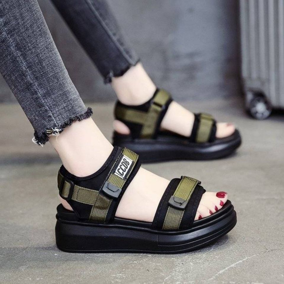 women's sports sandals 2025 summer platform wedge flat soft bottom beach shoes for students roman style sandals full figure