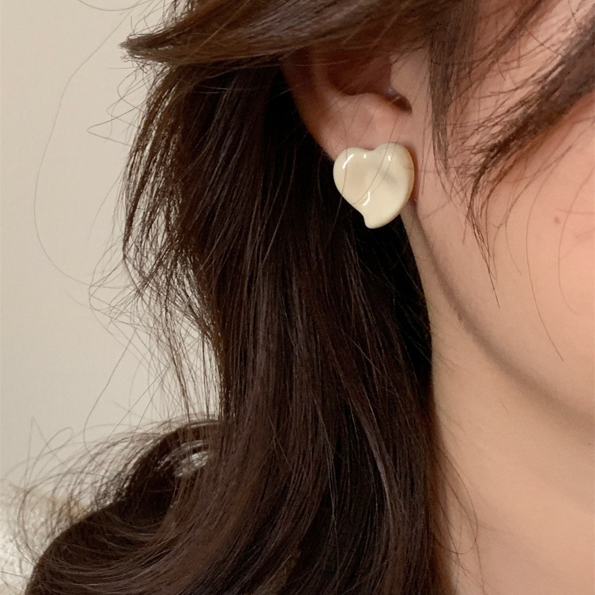 autumn and winter new maillard series retro brown light luxury earrings ins style minority all-match earrings for women wholesale Item Picture