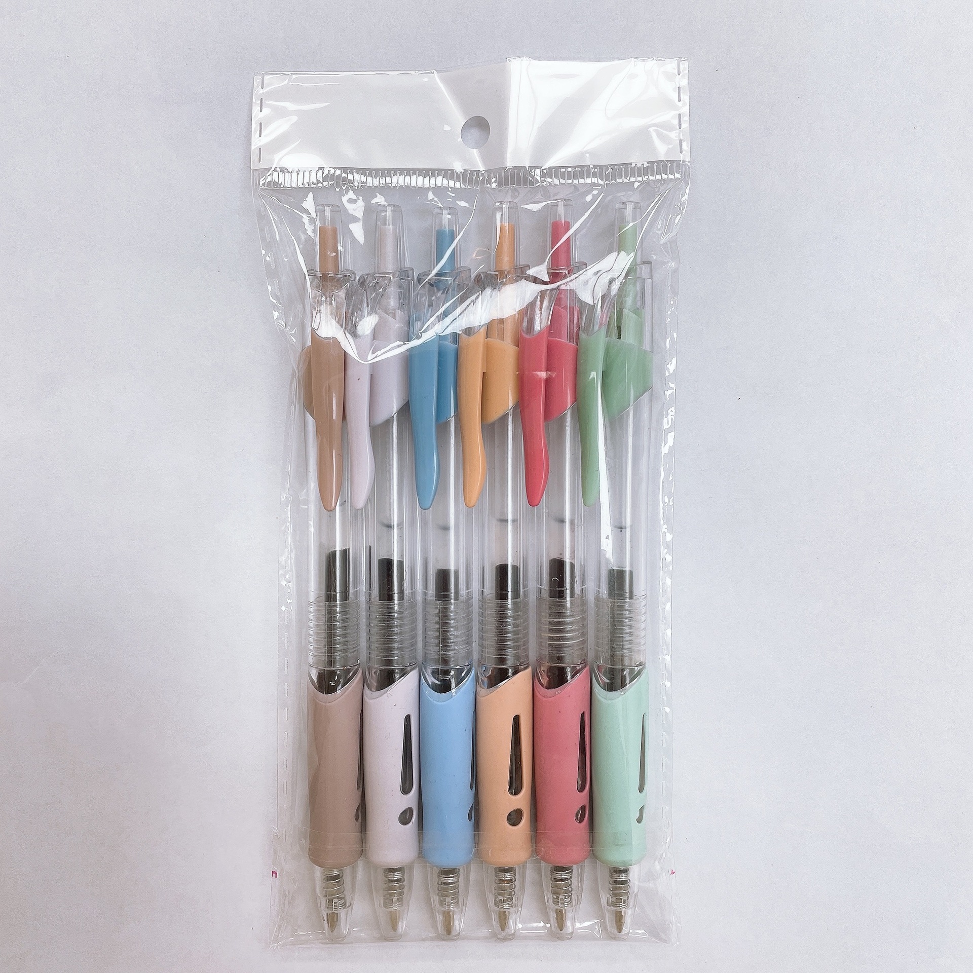 spot goods 0.5mm retro color push type gel pen bullet signature pen simple student stationery office wholesale Application Scenario